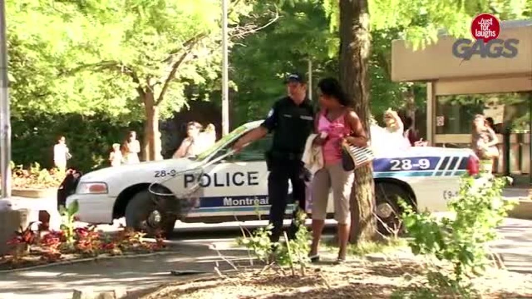 ⁣Cop Forces Little Girl to Pick Up a Snake Prank