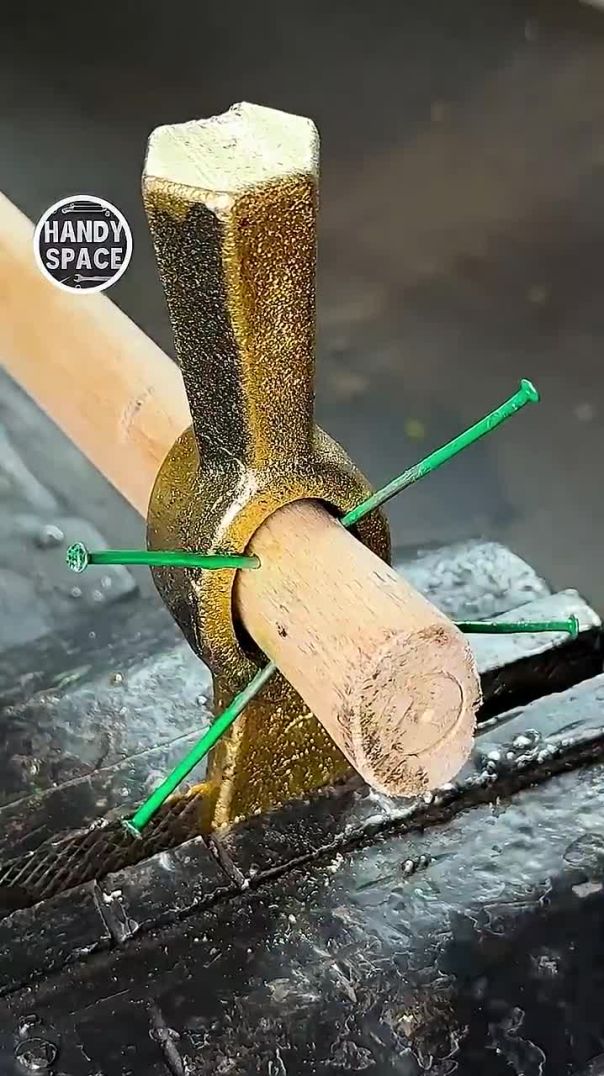Wow_ Trick with Hammer Handle and Nails _tools(720P_60FPS)