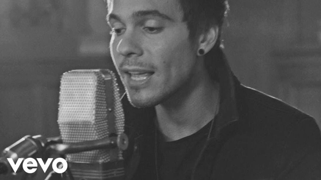Matthew Koma - Kisses Back (Acoustic)